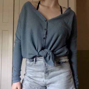 Comfy light blue thermal top 💙✨